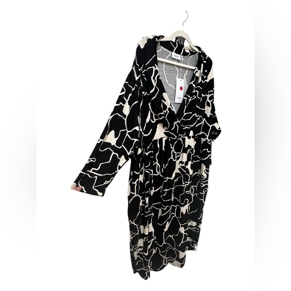 ✨ NWT Fransa Black And White Maxi Dress With Pockets - Picture 8 of 15